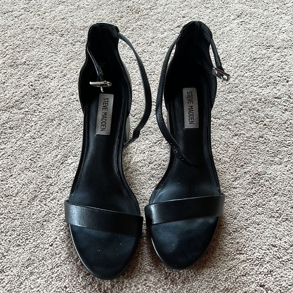 Steve Madden Irenee Black Leather Heel